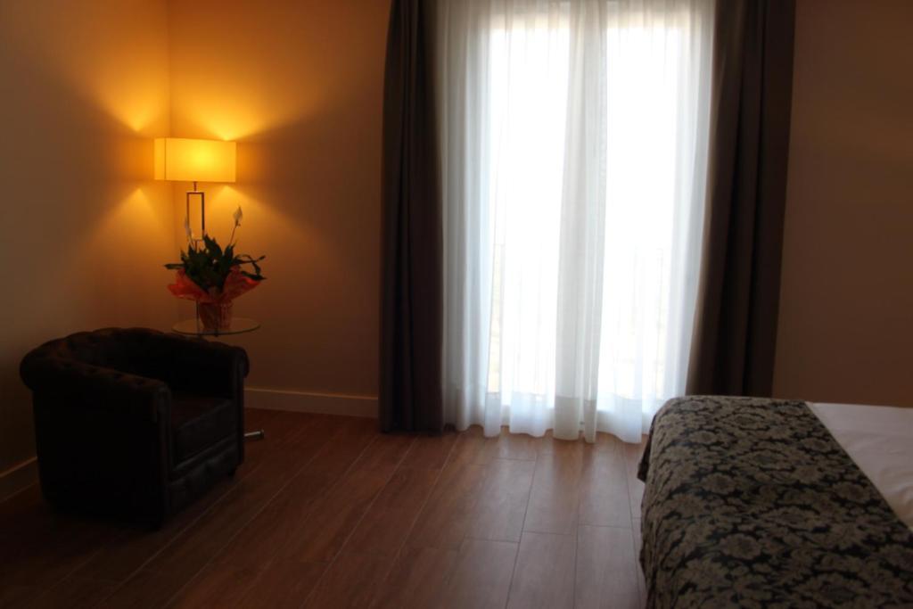 Hotel Medinasalim Medinaceli Bilik gambar